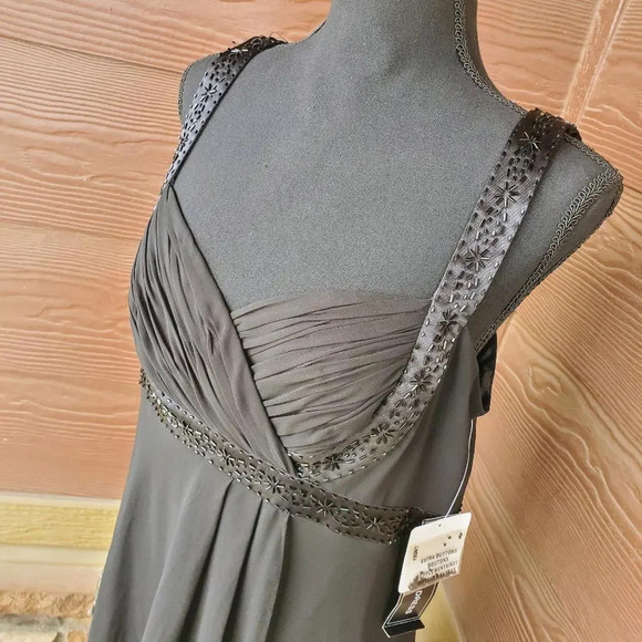 NWT JONES WEAR DRESS WOMEN'S SIZE 12 BLACK BEADED SWEETHEART NECKLINE - Picture 3 of 10